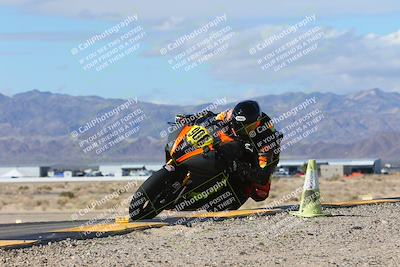 media/Feb-04-2024-SoCal Trackdays (Sun) [[91d6515b1d]]/7-Turn 9 Inside (1140am)/